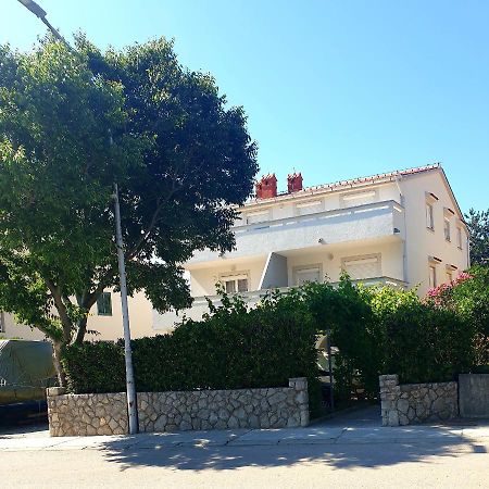 Apartments Kraljic I Baska  Luaran gambar