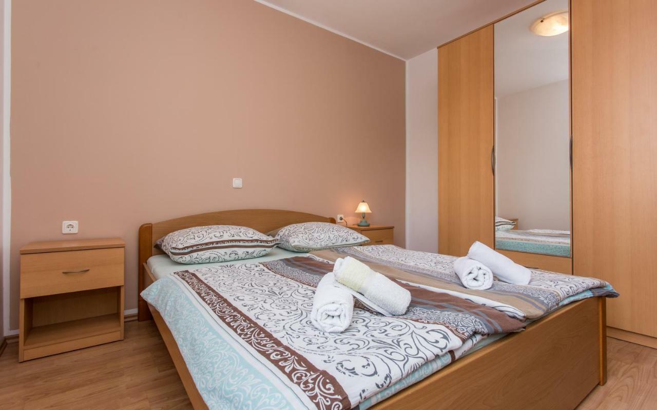 Apartments Kraljic I Baska  Luaran gambar