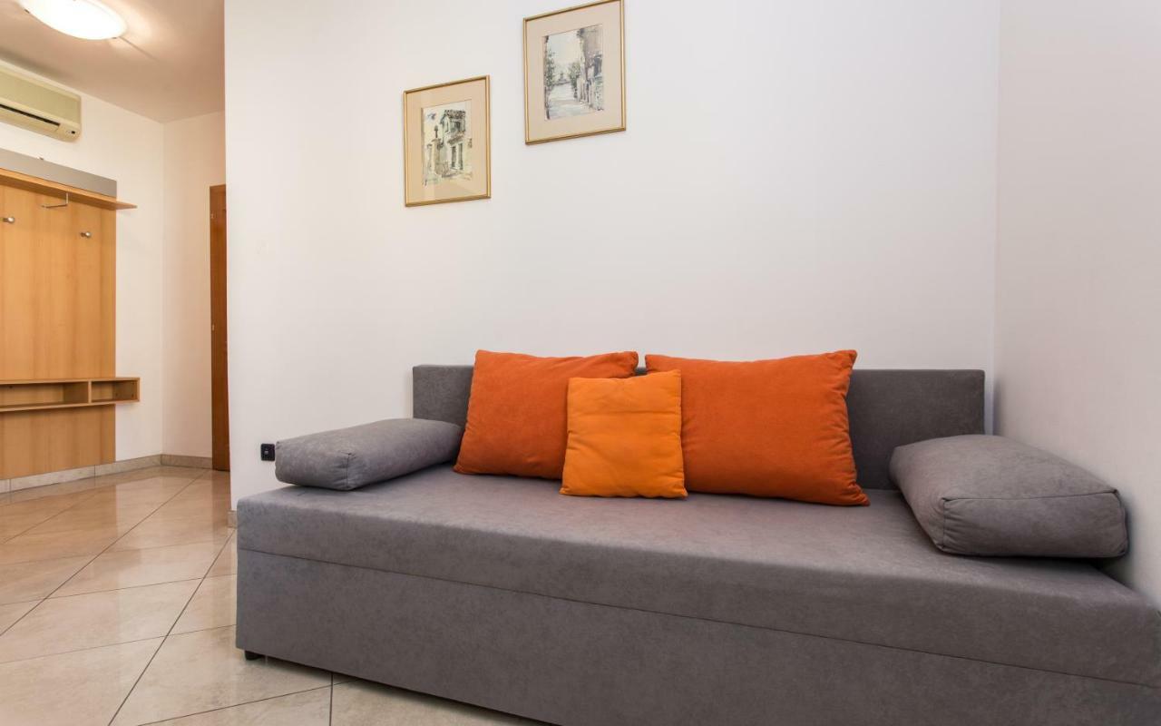 Apartments Kraljic I Baska  Luaran gambar