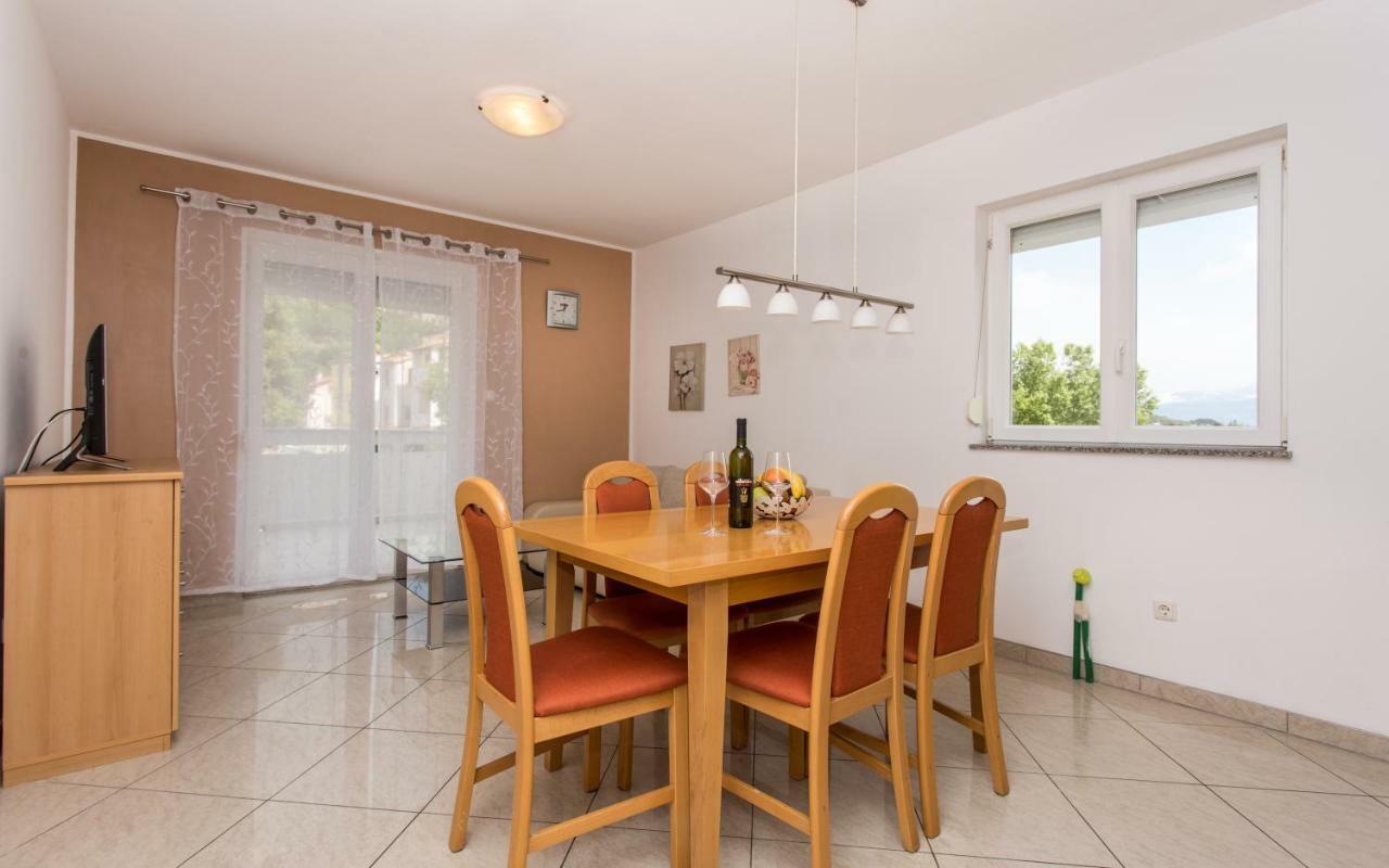 Apartments Kraljic I Baska  Luaran gambar