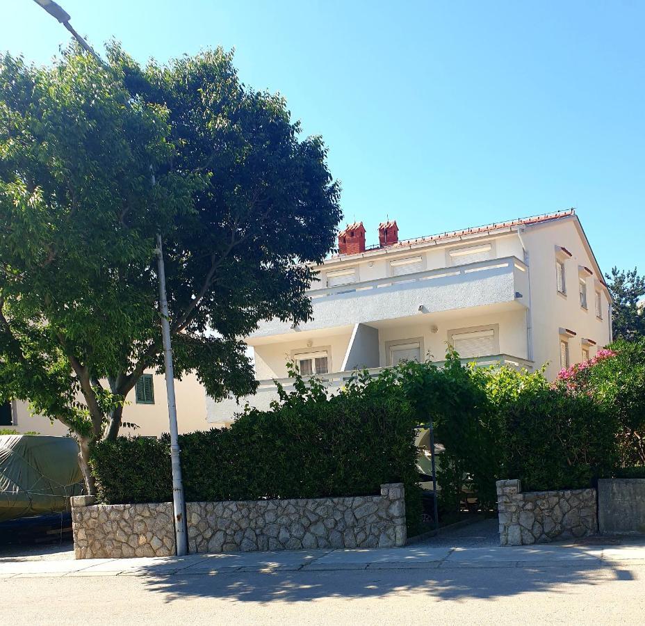 Apartments Kraljic I Baska  Luaran gambar